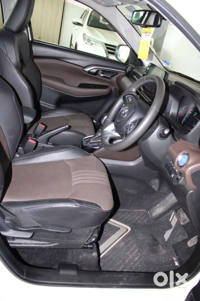 Toyota Urban Cruiser Hyryder 1.5 V Hybrid, 2024, Petrol