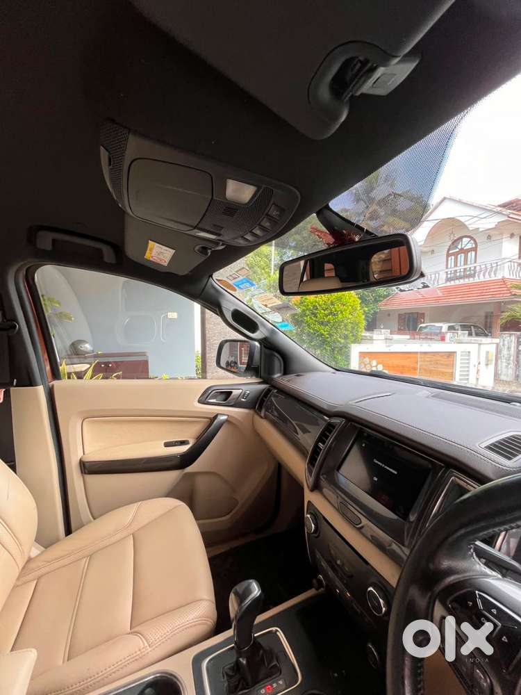 Ford Endeavour 2016