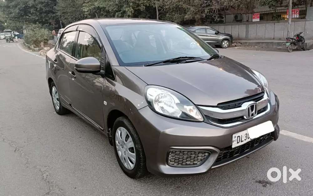Honda Amaze 2016 Cng & Petrol Well Maintained Car