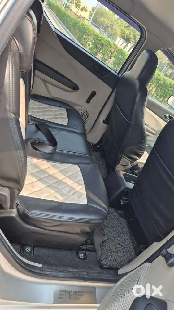 Renault Triber 1.0 Rxe, 2023, Petrol