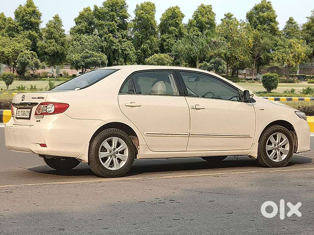 Toyota Corolla Altis Vl, 2013, Petrol