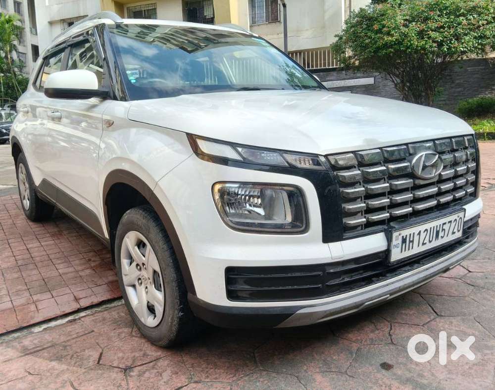 Hyundai Venue S 1.2 Petrol, 2022, Petrol