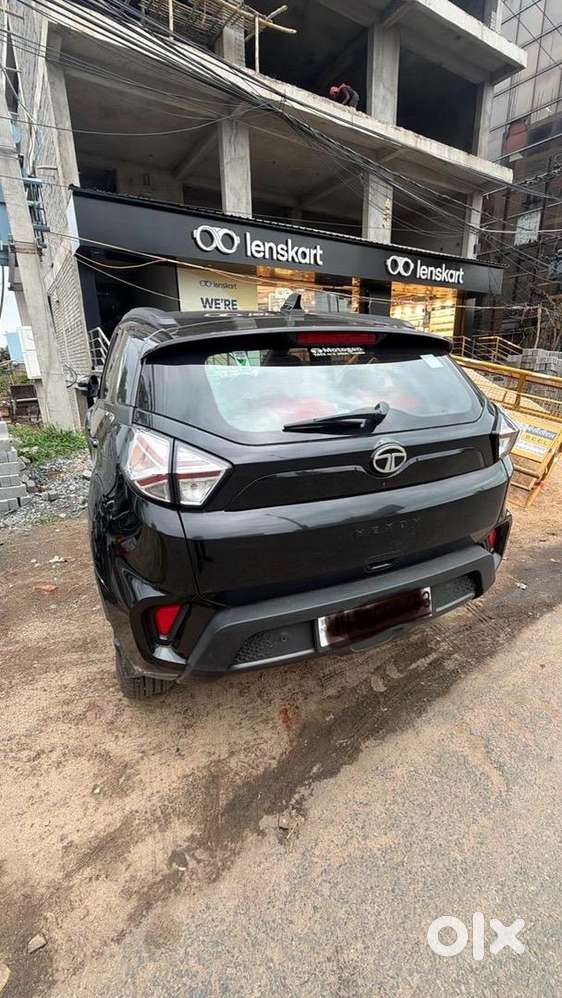 Tata Nexon Petrol 2023 Dark Edition