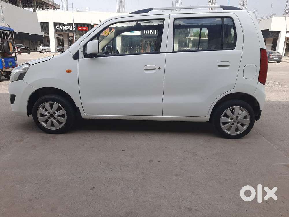 Maruti Suzuki Wagon R Vxi 1.2, 2018, Petrol