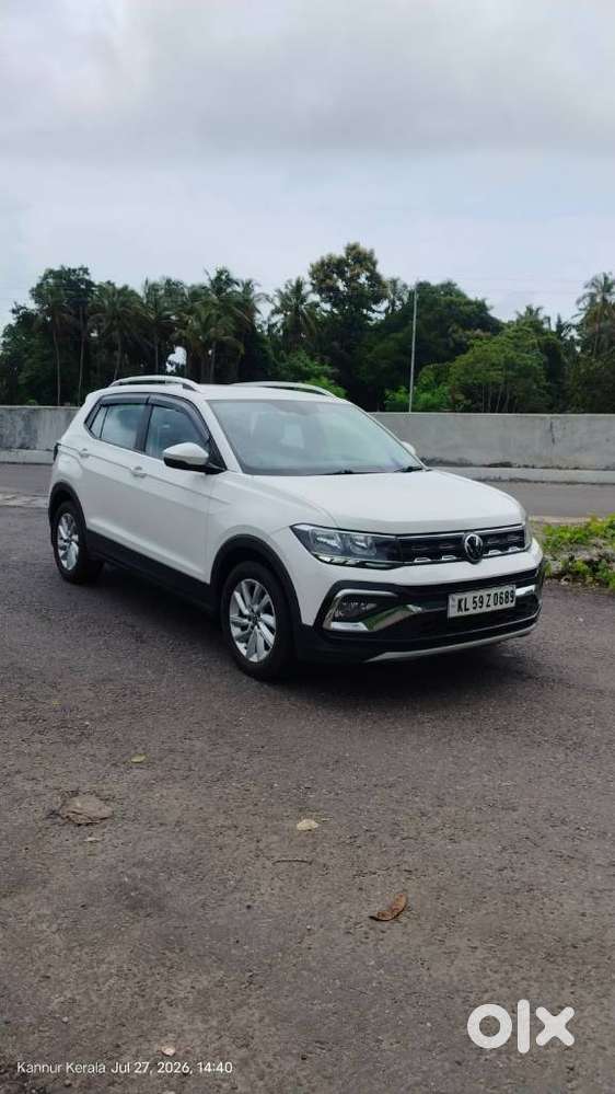 Volkswagen Taigun 1.0 Tsi Highline At, 2023, Petrol