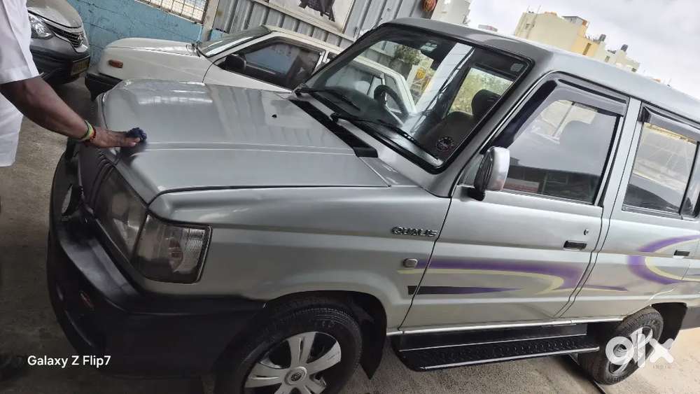 Toyota Qualis 2003 Diesel 120000 Km Driven