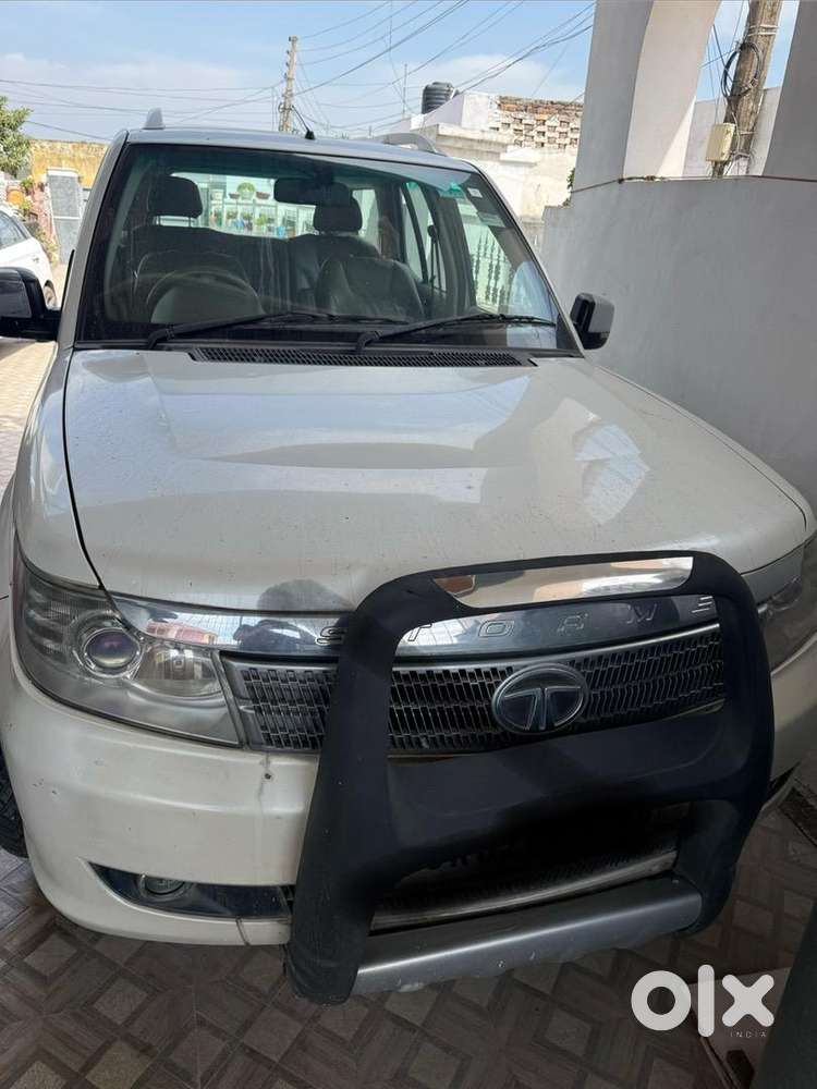 Tata Safari Storme 2013 Diesel 60000 Km Driven