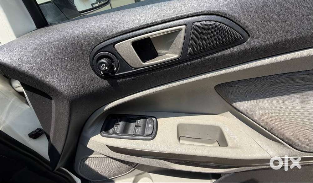 Family Used Well Maintained Mint Condition Ecosport 18-20km(d) Mileage