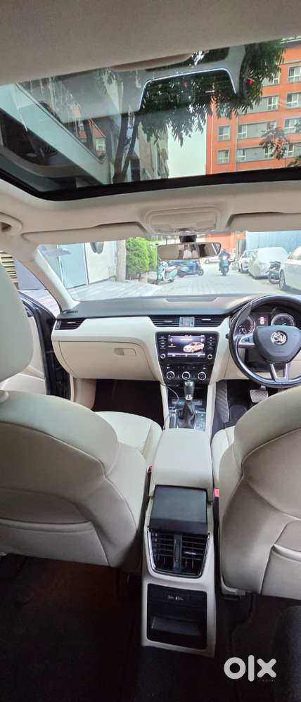 Skoda Octavia 2013-2017 Style Plus 1.8 Tsi At, 2017, Petrol