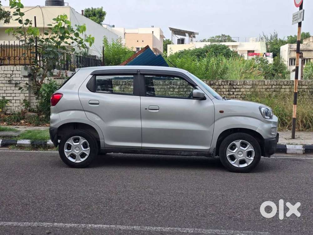 Maruti Suzuki S-presso Vxi Plus At, 2021, Petrol
