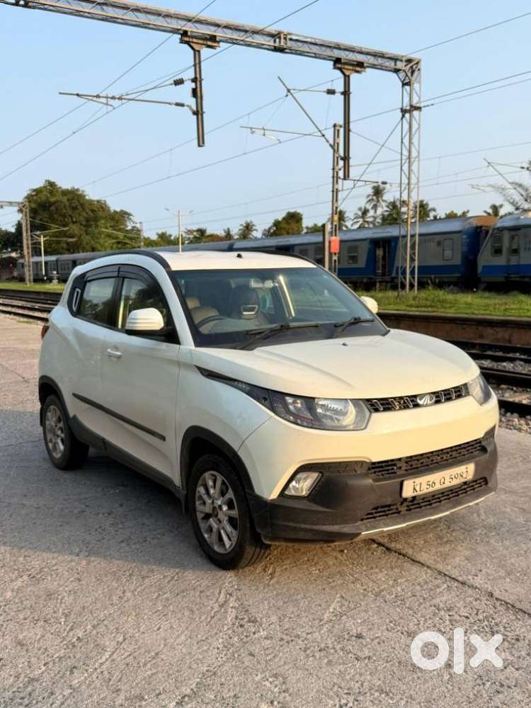 Mahindra Kuv 100 K8 5str, 2017, Petrol