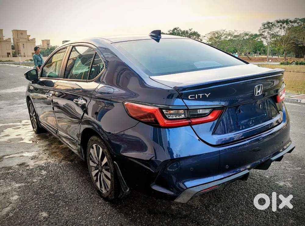 Honda City Zx 2023 Petrol Well Maintained