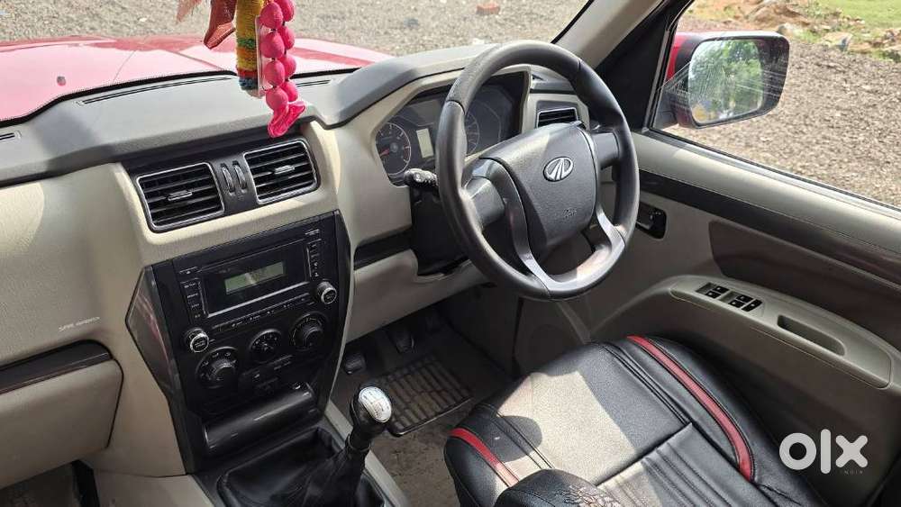 Mahindra Scorpio S8, 2014, Diesel