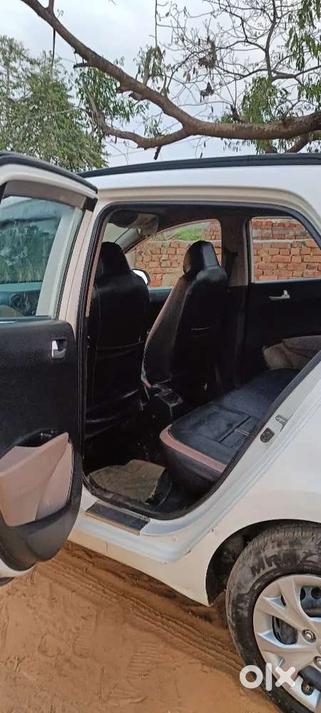 Hyundai I10 December 2016 Diesel 104000 Km Driven