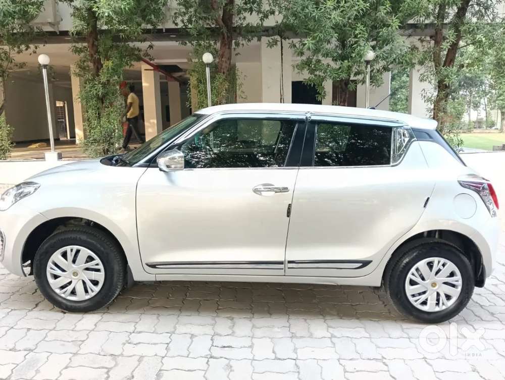 Maruti Suzuki Swift Vxi, 2022, Petrol