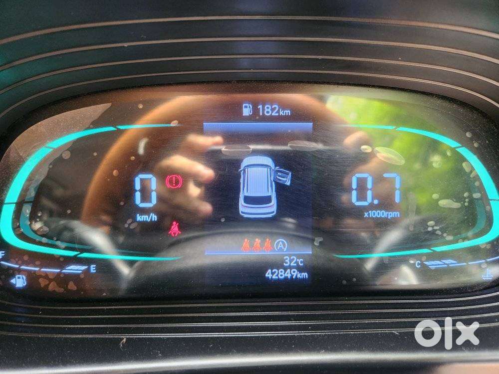 Hyundai Venue Sx Mt, 2023, Diesel