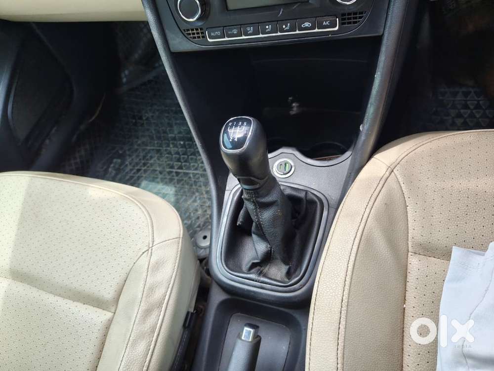 Skoda Rapid Petrol 2017