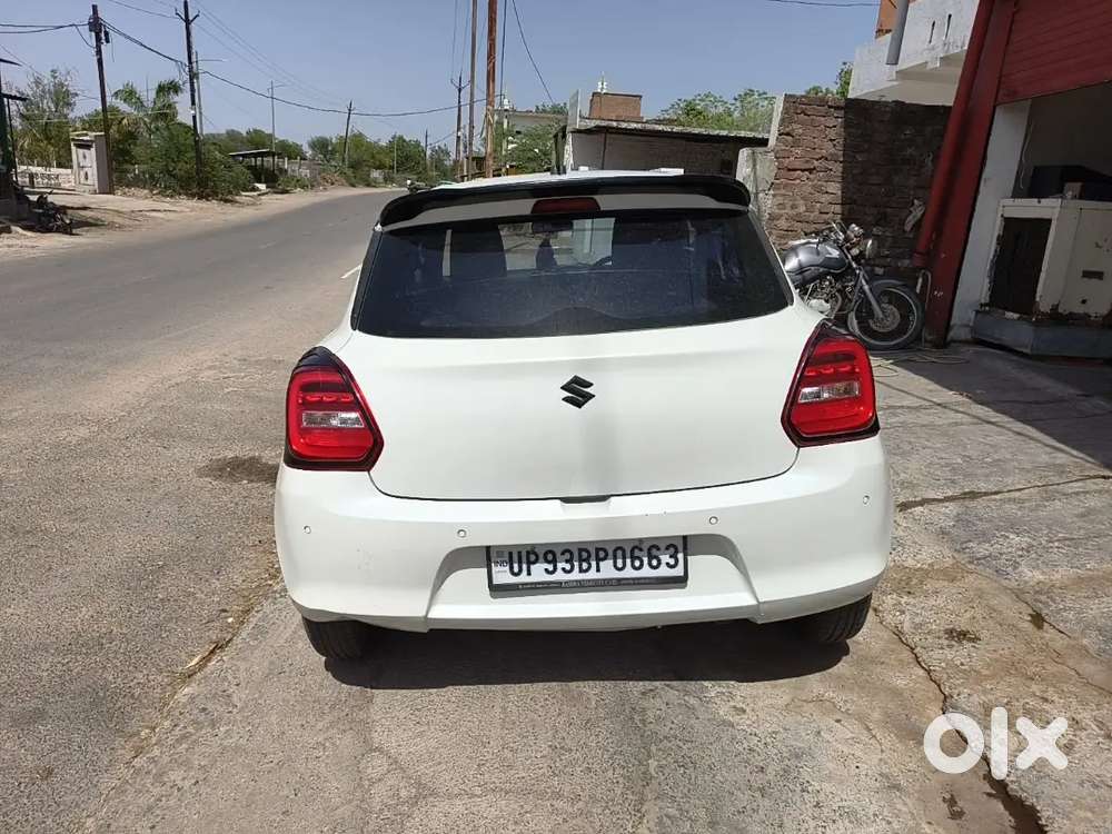 Maruti Suzuki Swift 2020 Petrol 61500 Km Driven