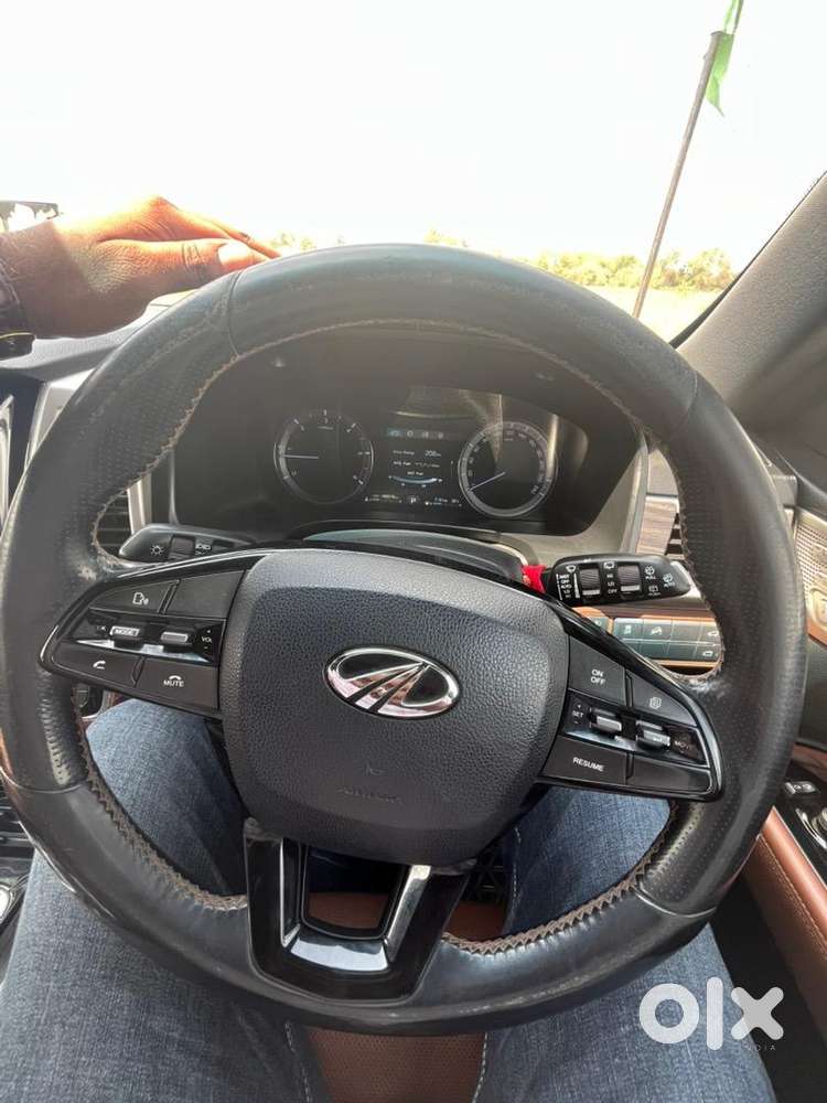 Mahindra Alturas G4 2020 Diesel Well Maintained