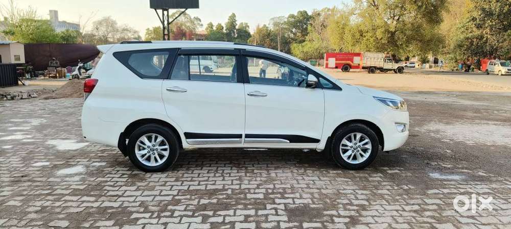 Toyota Innova Crysta 2.4 Vx Mt, 2018, Diesel