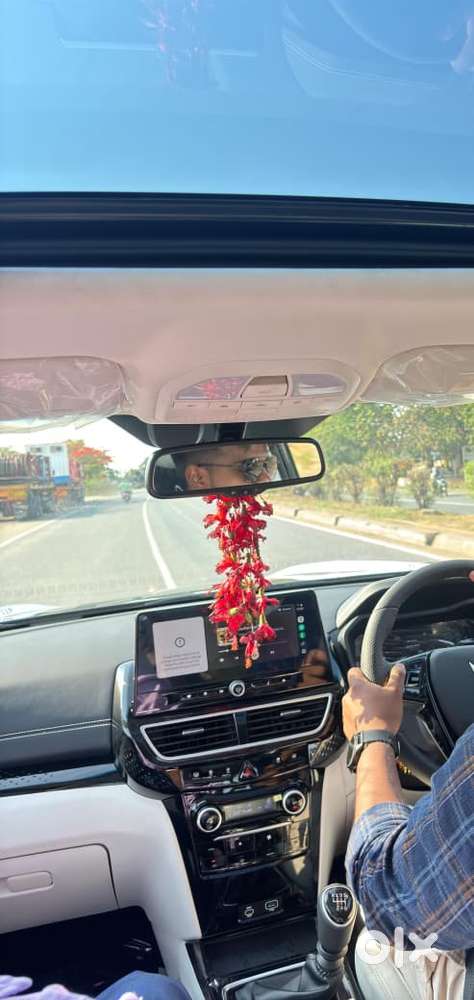 Mahindra Xuv 3xo Petrol Manual 2025 Brand New Condition