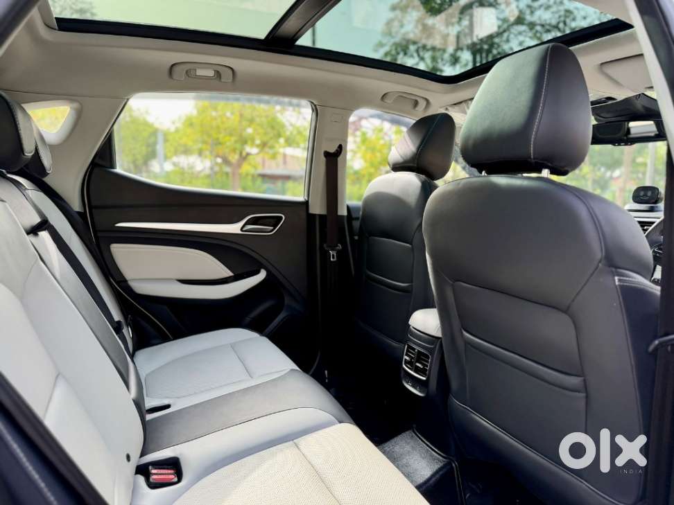 Mg Astor Zs Vti-tech Cvt Sharp, 2024, Petrol