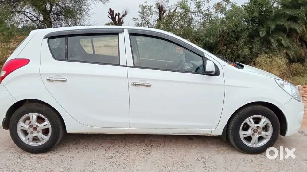 Hyundai I20 Sportz 2012