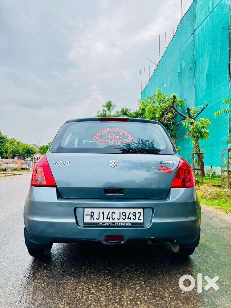 Maruti Suzuki Swift Vxi With Abs, 2010, Cng & Hybrids