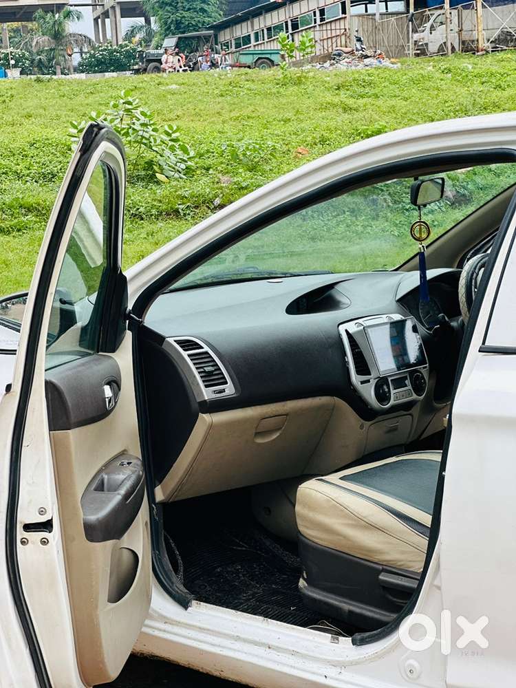 Hyundai I20 Petrol Manual 2010