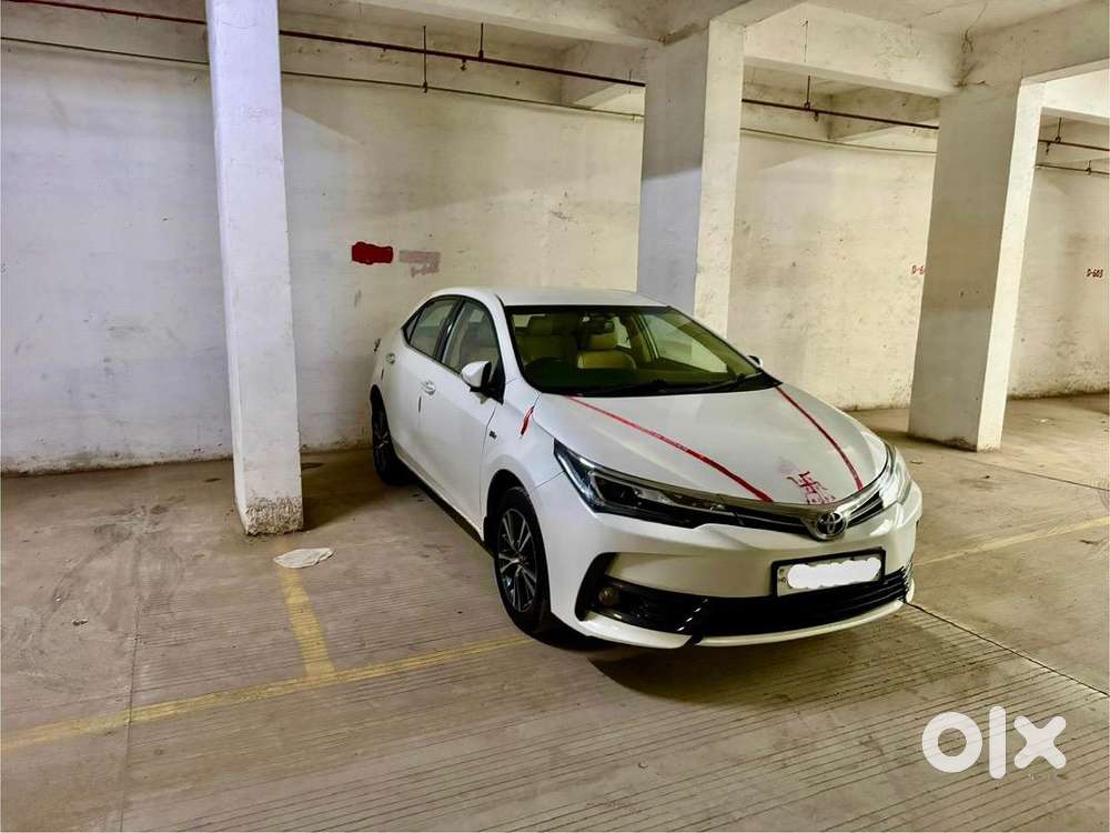 Toyota Corolla Altis 2017 Petrol Well Maintained