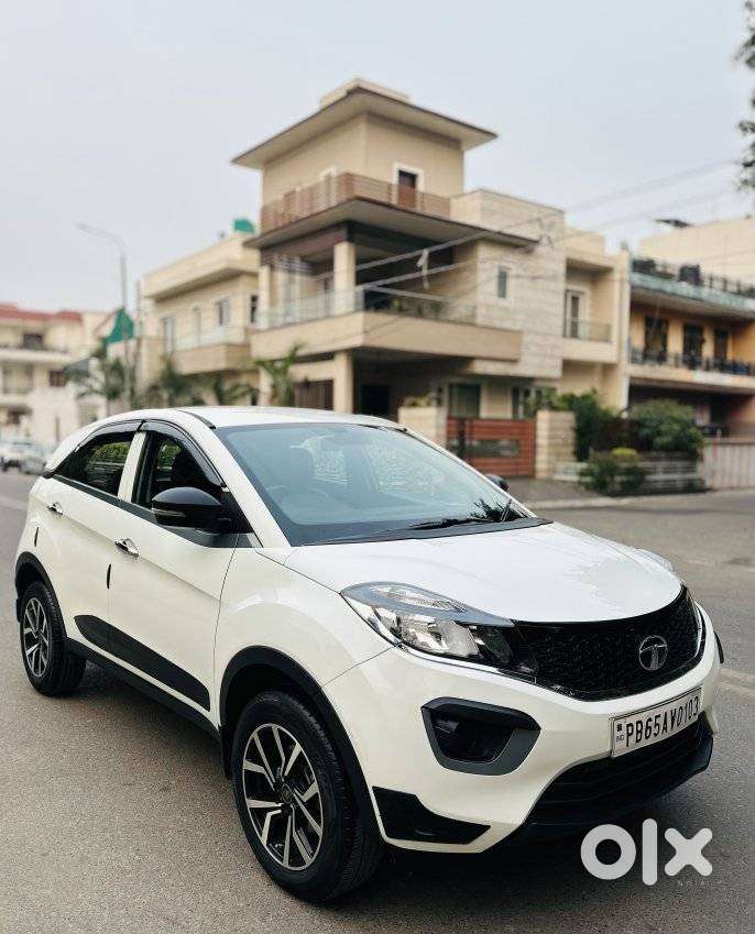 Tata Nexon Amt 1.2 Revotron Xma, 2019, Petrol