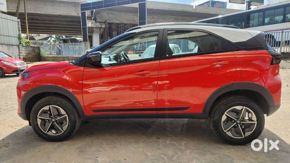 Tata Nexon Creative 1.2 Revotron Petrol 7dca, 2024, Petrol