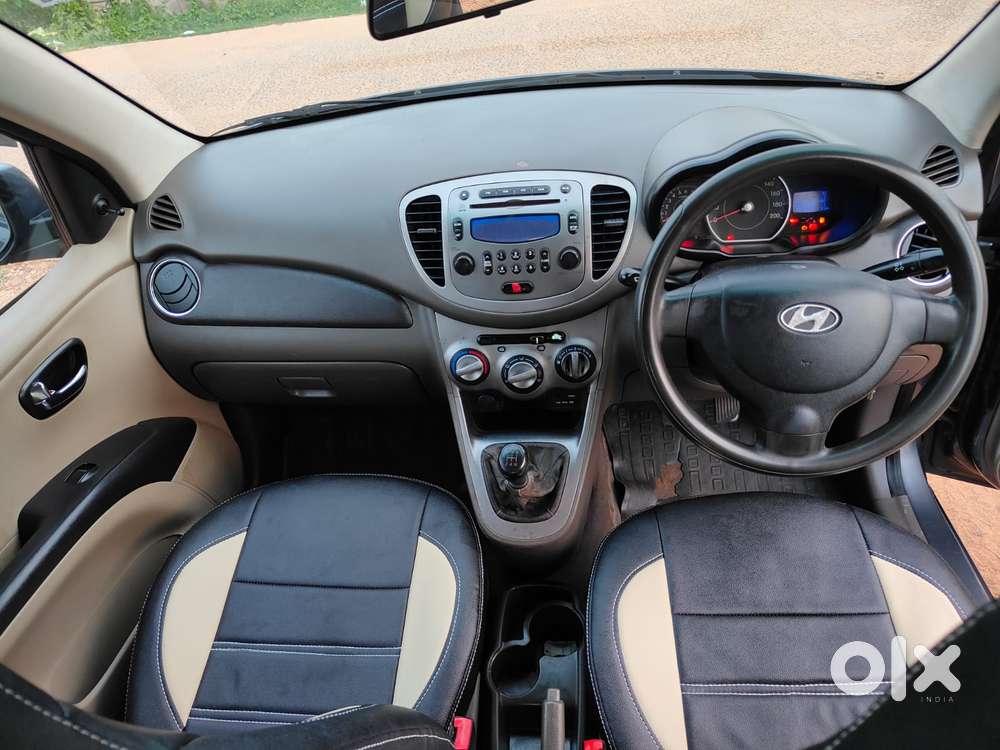 Hyundai I10 Sportz, 2015, Petrol