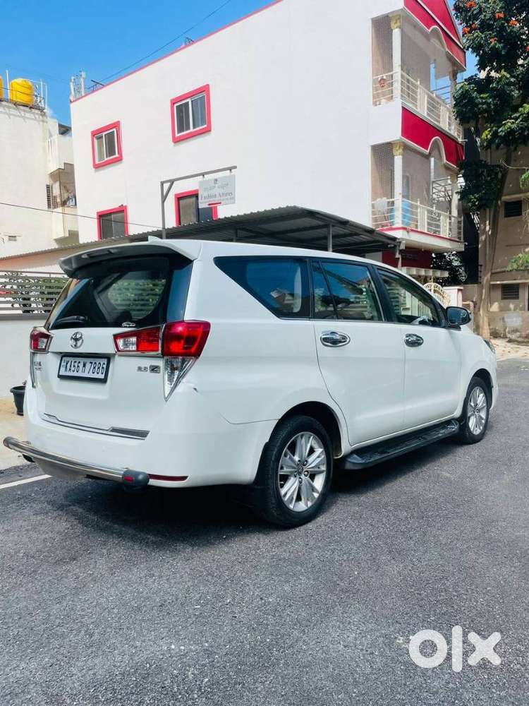 Toyota Innova Crysta 2.8 Z, 2016, Diesel