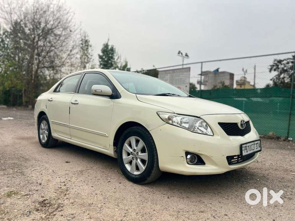 Toyota Corolla Altis 2010 Diesel Well Maintained