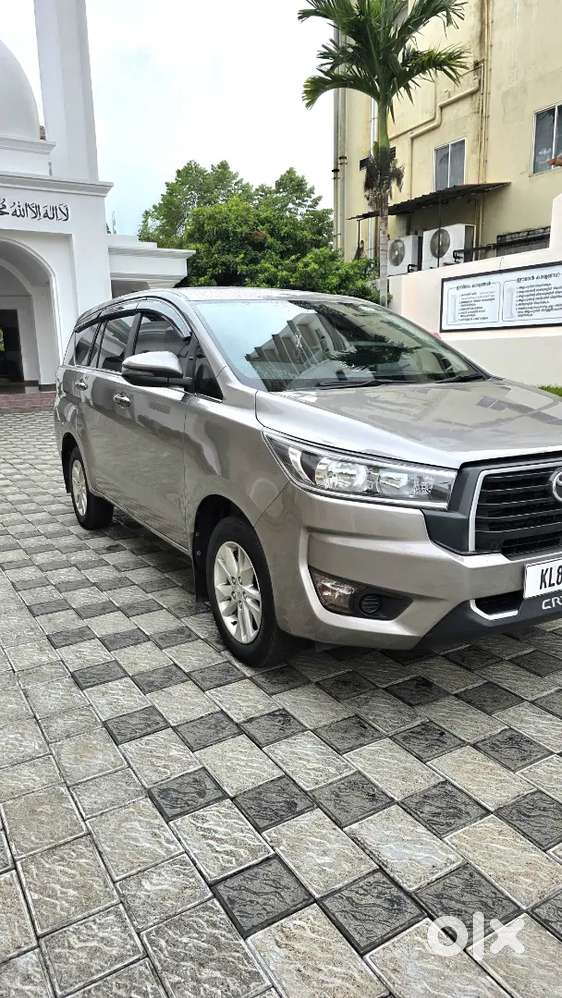 Toyota Innova Crysta 2023