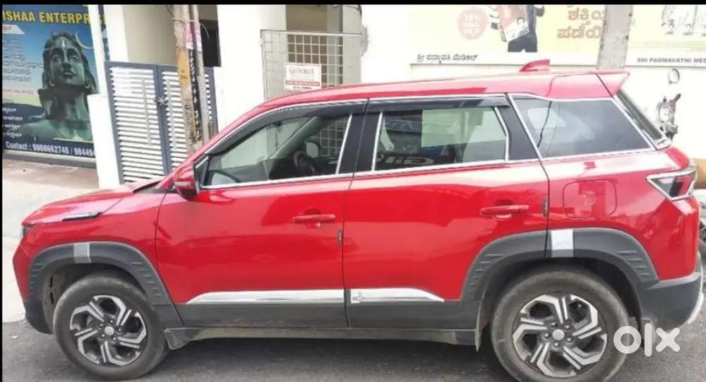 Maruti Suzuki Brezza 2024 Cng & Hybrids 50000 Km