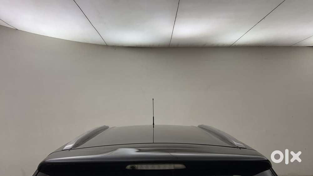 Maruti Suzuki Vitara Brezza 1.5 Zxi Plus Dual Tone, 2022, Petrol