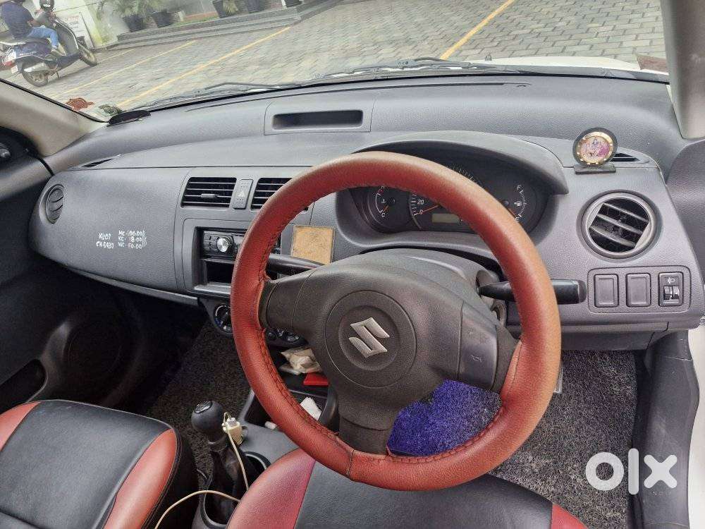 Maruti Suzuki Swift Dzire Tour Ldi, 2016, Diesel