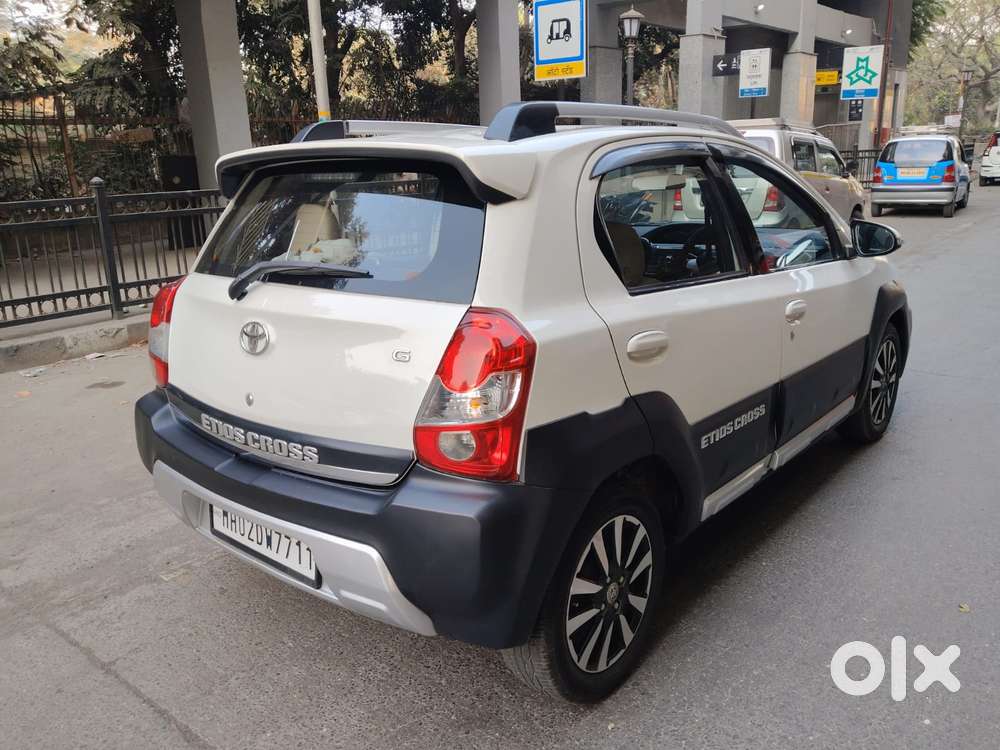 Toyota Etios Cross 1.2l G, 2015, Petrol