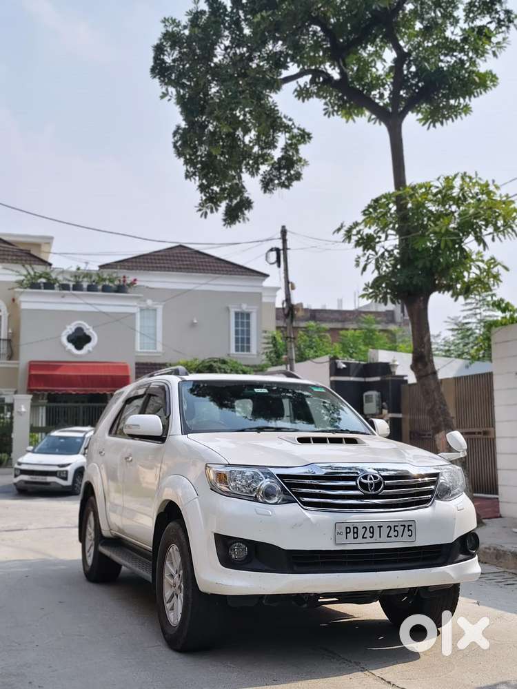 Toyota Fortuner 2.5 4x2 Mt Trd Sportivo, 2014, Diesel