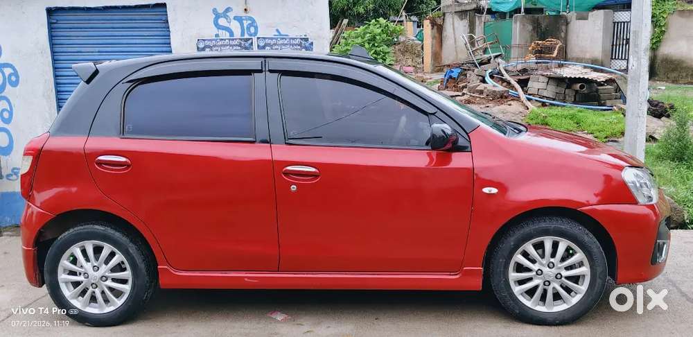 Toyota Etios Liva 2012