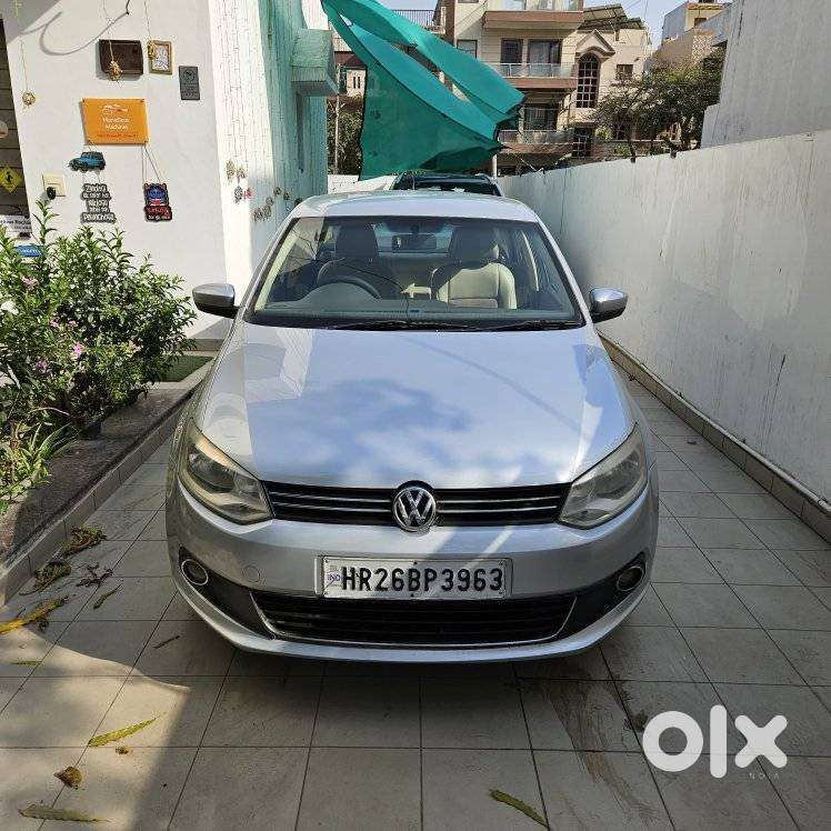 Volkswagen Vento Celeste 1.6 Highline, 2011, Petrol