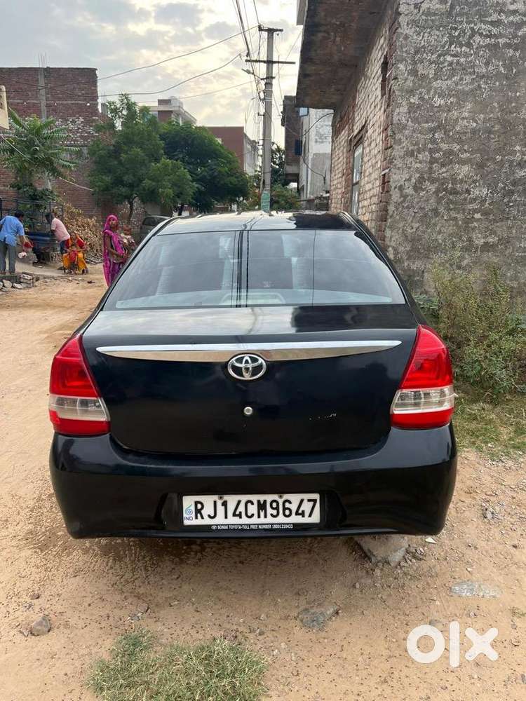 Toyota Etios 2011 Cng & Hybrids Good Condition