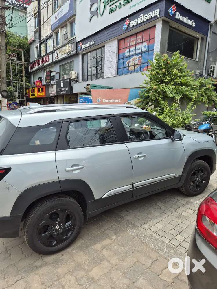 Maruti Suzuki Brezza Zxi Hybrid 2025 Petrol Manual