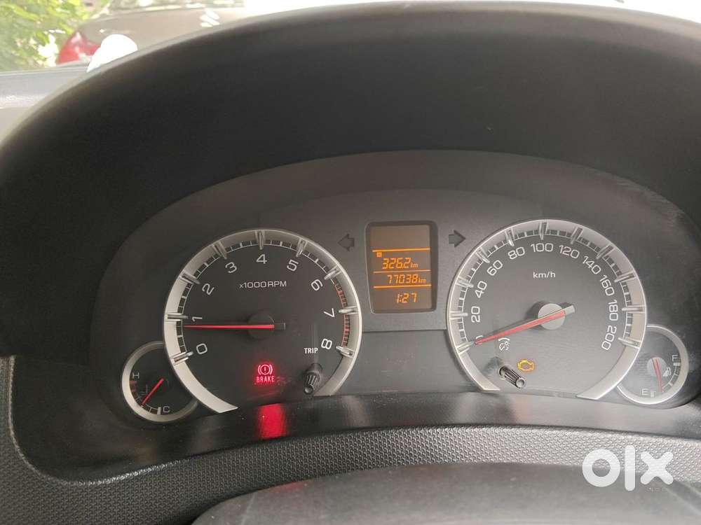 Maruti Suzuki Swift Vxi + Manual, 2012, Petrol