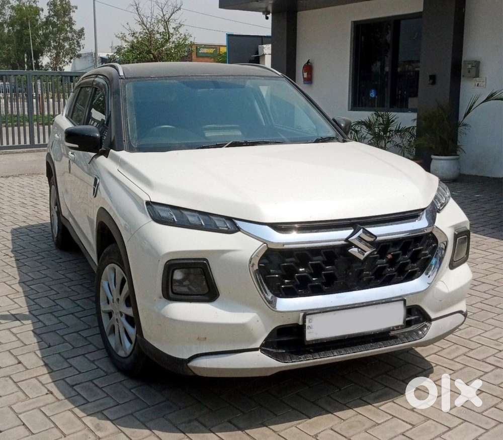 Maruti Suzuki Grand Vitara 2023 Petrol Well Maintained