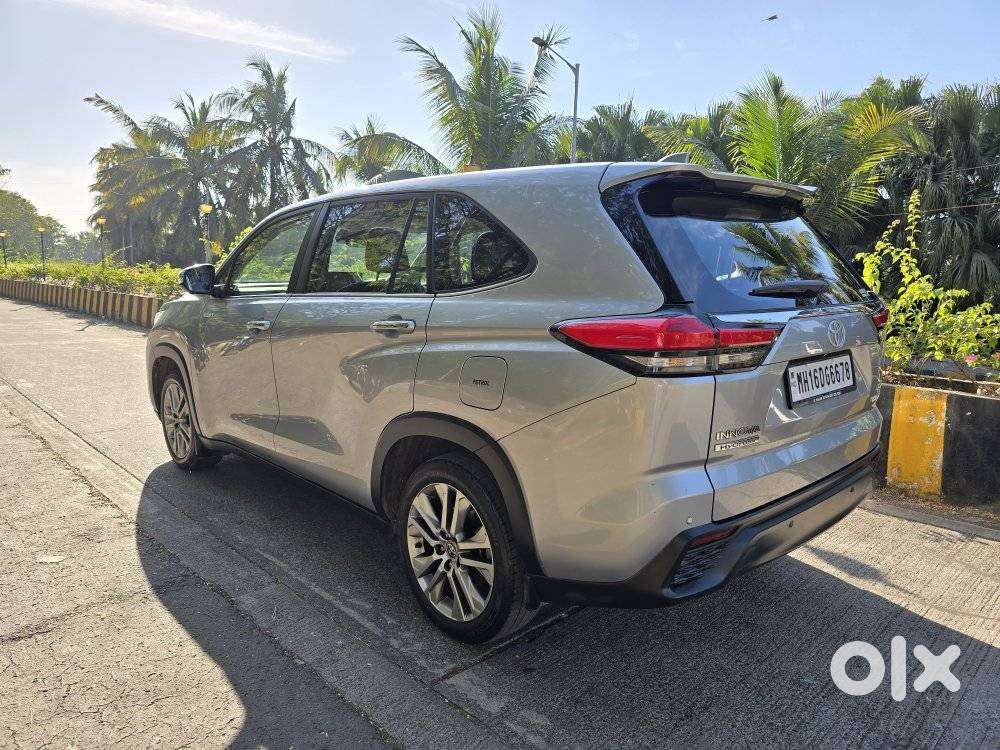 Toyota Innova Hycross 2.0 Zx (o) Hybrid 7 Str, 2024, Petrol