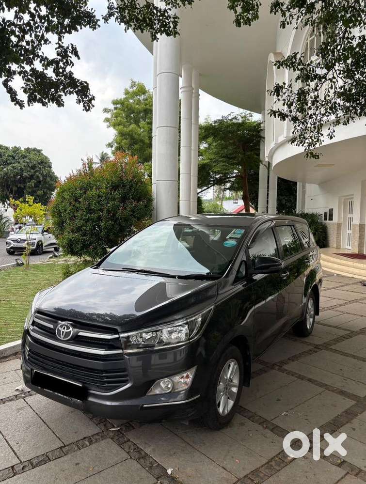 Toyota Innova Crysta 2018 Diesel 96000 Km Driven