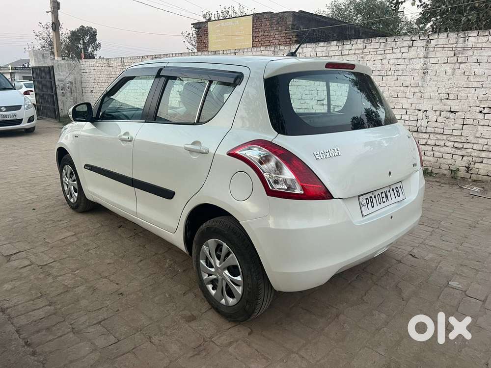 Maruti Suzuki Swift 2011-2014 Vxi, 2013, Petrol